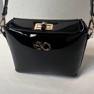 e2o Black & Gold Shoulder Bag